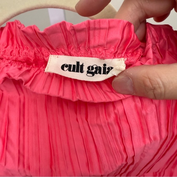 Cult Gaia
Girls' Kassie Satin Plissé TOP AND PANTS SET NEW WITH TAGS SIZE 6 - Picture 6 of 10